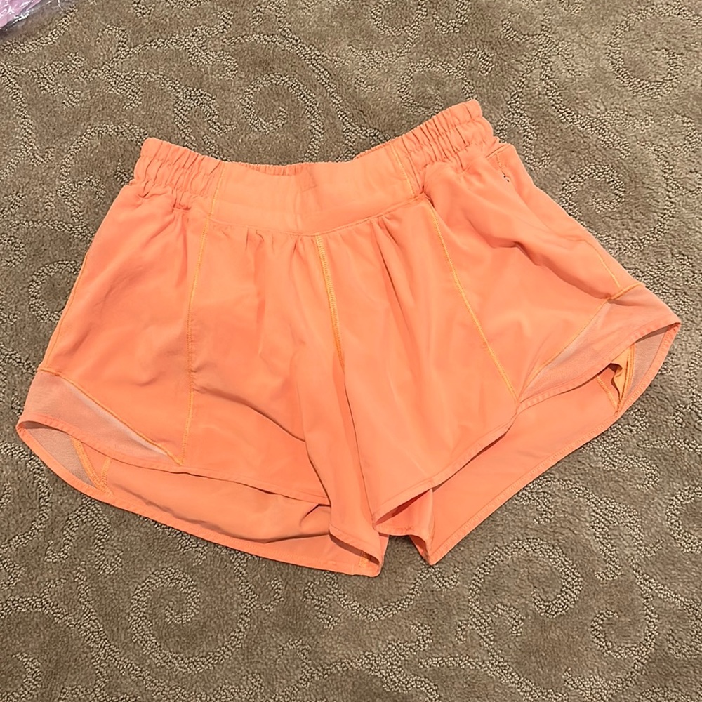 size 6 lululemon hotty hot shorts!